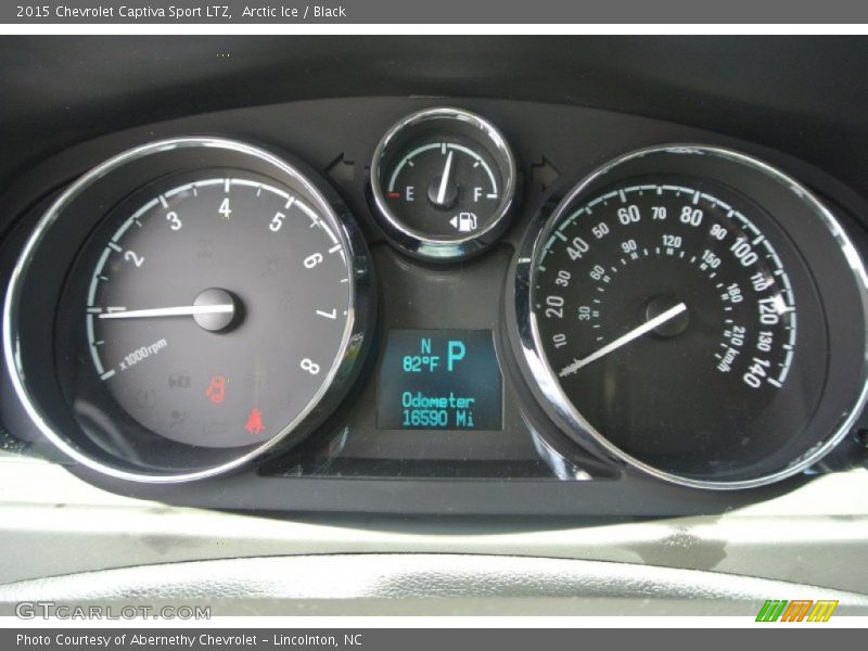 Arctic Ice / Black 2015 Chevrolet Captiva Sport LTZ