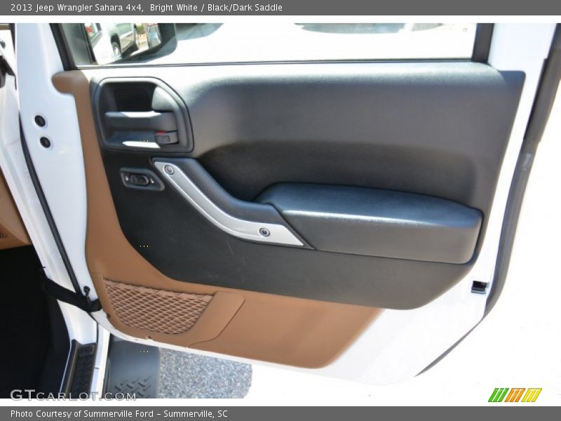 Bright White / Black/Dark Saddle 2013 Jeep Wrangler Sahara 4x4
