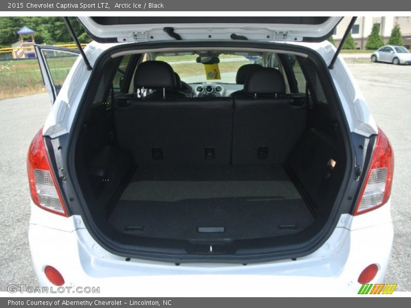 Arctic Ice / Black 2015 Chevrolet Captiva Sport LTZ
