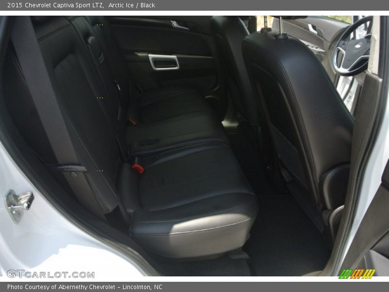 Arctic Ice / Black 2015 Chevrolet Captiva Sport LTZ