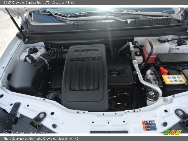 Arctic Ice / Black 2015 Chevrolet Captiva Sport LTZ