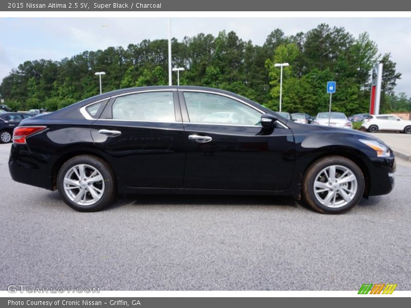 Super Black / Charcoal 2015 Nissan Altima 2.5 SV