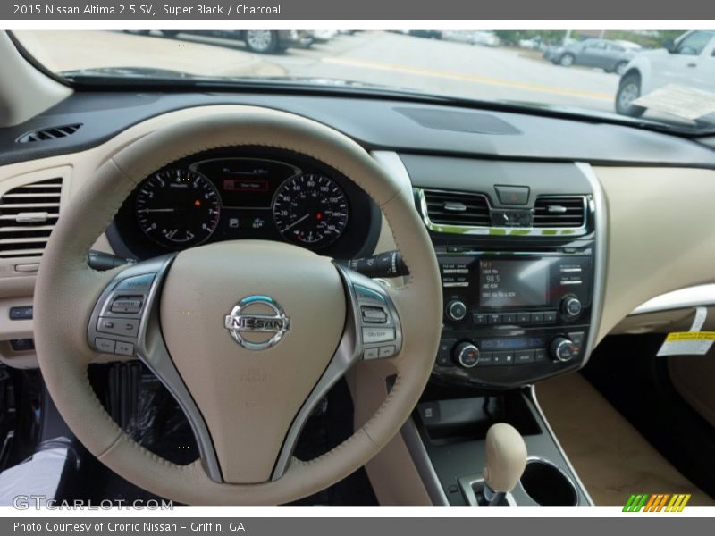 Super Black / Charcoal 2015 Nissan Altima 2.5 SV