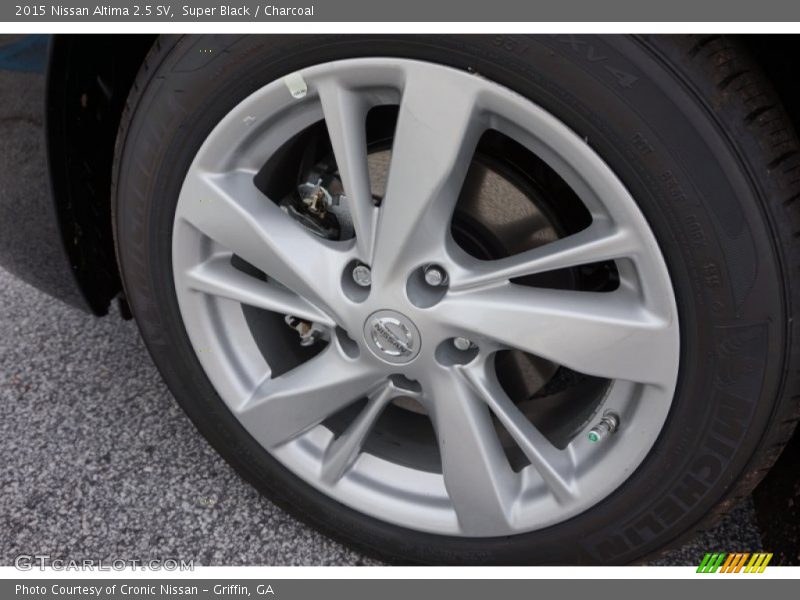 Super Black / Charcoal 2015 Nissan Altima 2.5 SV