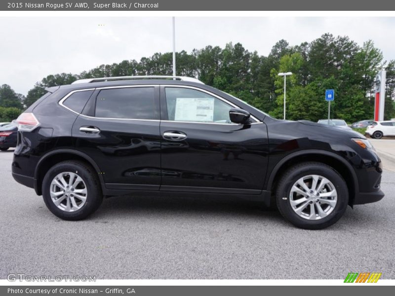 Super Black / Charcoal 2015 Nissan Rogue SV AWD