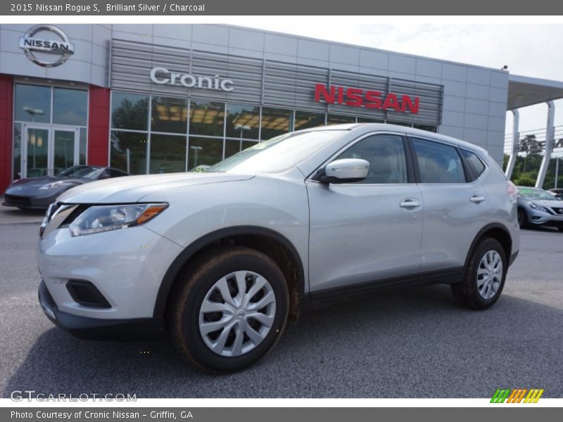 Brilliant Silver / Charcoal 2015 Nissan Rogue S