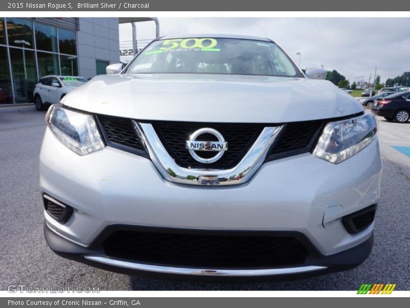 Brilliant Silver / Charcoal 2015 Nissan Rogue S