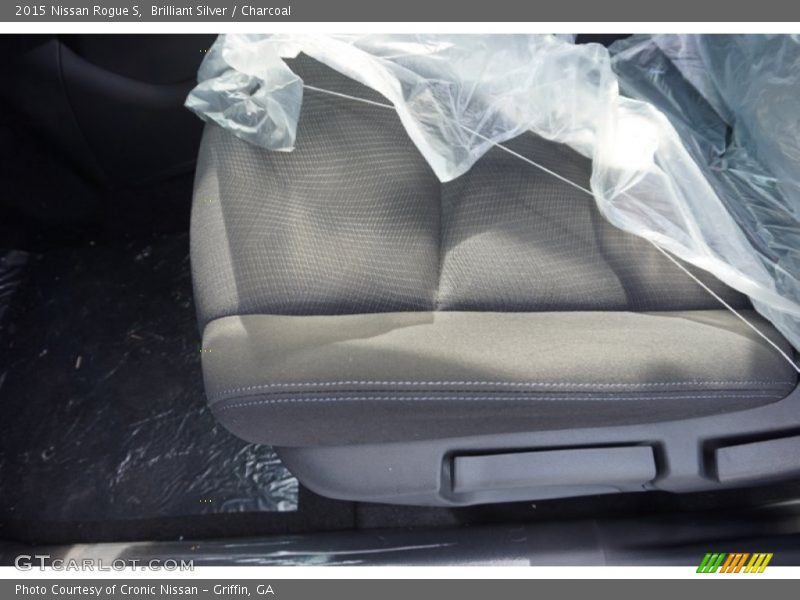 Brilliant Silver / Charcoal 2015 Nissan Rogue S