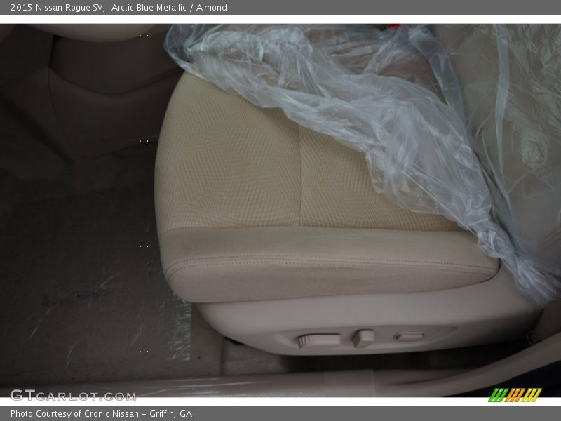 Arctic Blue Metallic / Almond 2015 Nissan Rogue SV