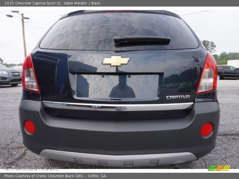 Sable Metallic / Black 2015 Chevrolet Captiva Sport LS