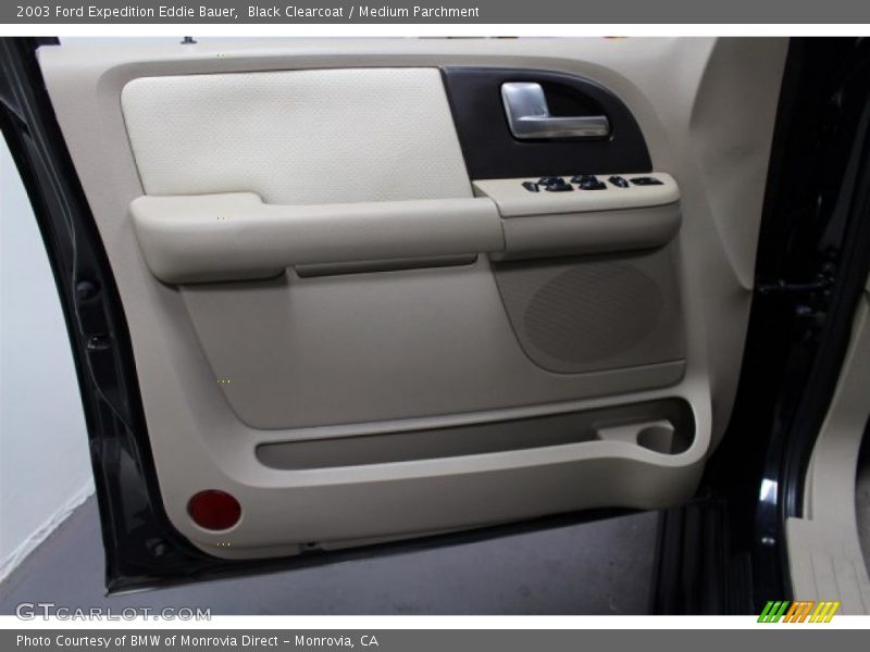 Black Clearcoat / Medium Parchment 2003 Ford Expedition Eddie Bauer