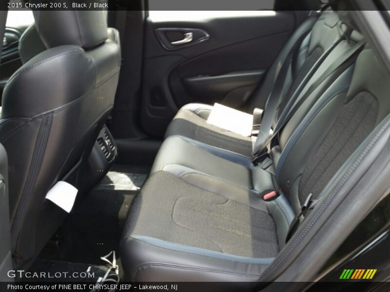 Black / Black 2015 Chrysler 200 S