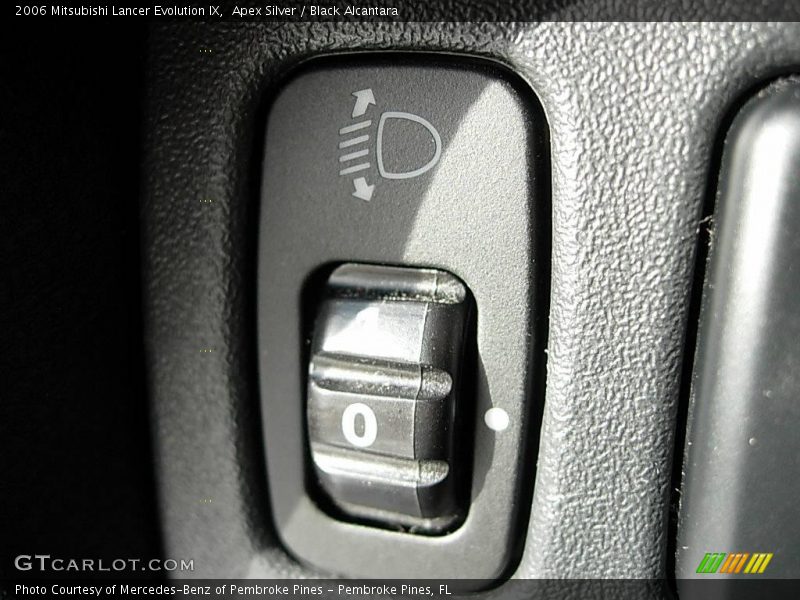 Apex Silver / Black Alcantara 2006 Mitsubishi Lancer Evolution IX