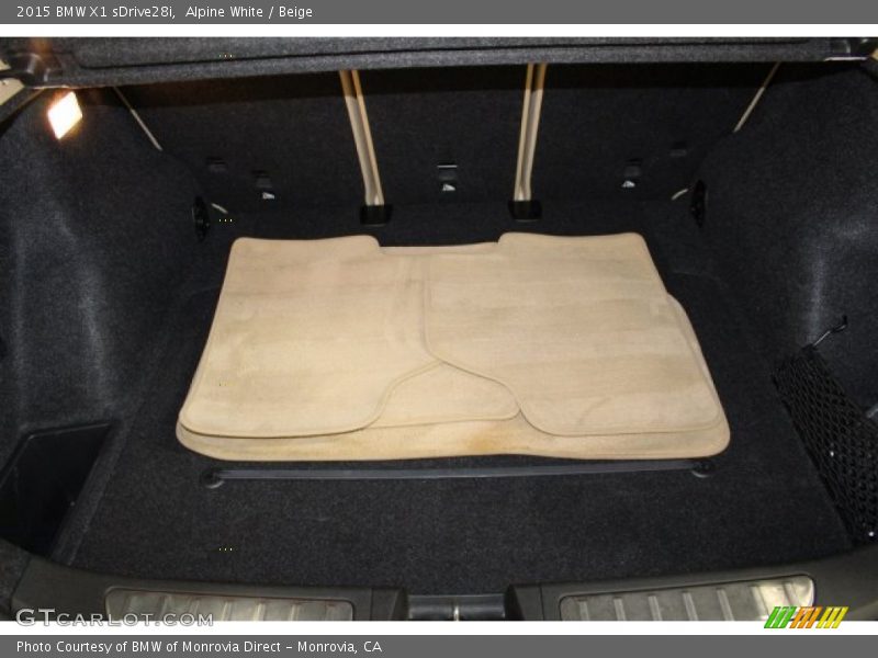 Alpine White / Beige 2015 BMW X1 sDrive28i