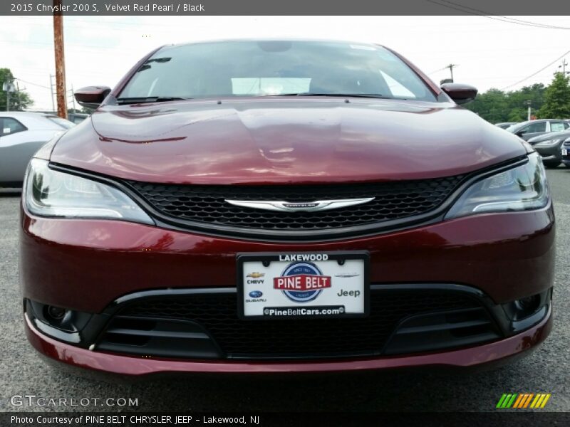 Velvet Red Pearl / Black 2015 Chrysler 200 S