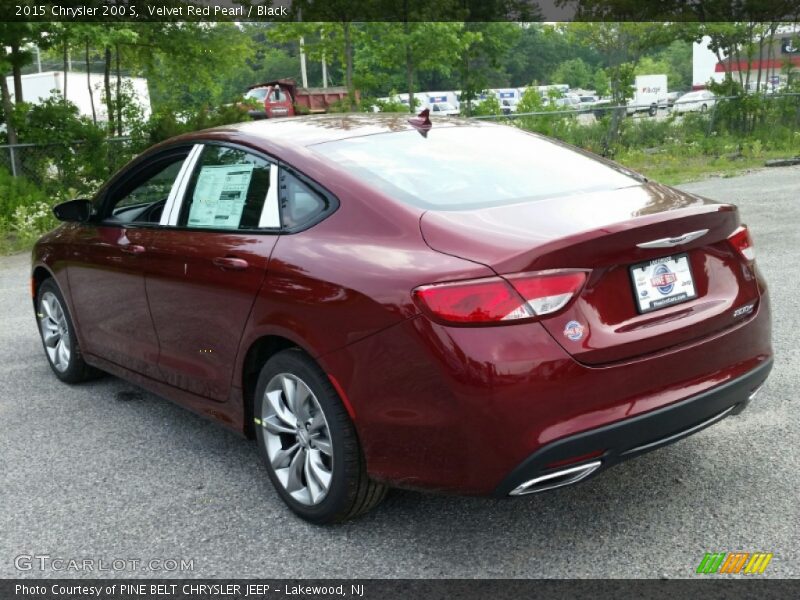 Velvet Red Pearl / Black 2015 Chrysler 200 S