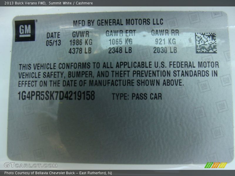 Summit White / Cashmere 2013 Buick Verano FWD