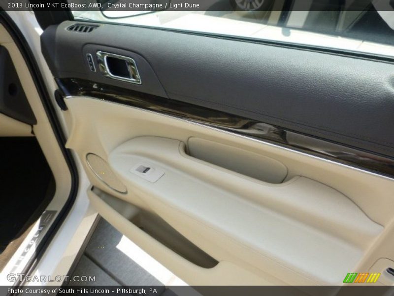 Crystal Champagne / Light Dune 2013 Lincoln MKT EcoBoost AWD