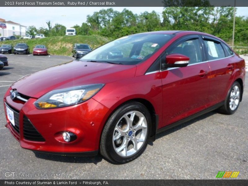 Front 3/4 View of 2013 Focus Titanium Sedan