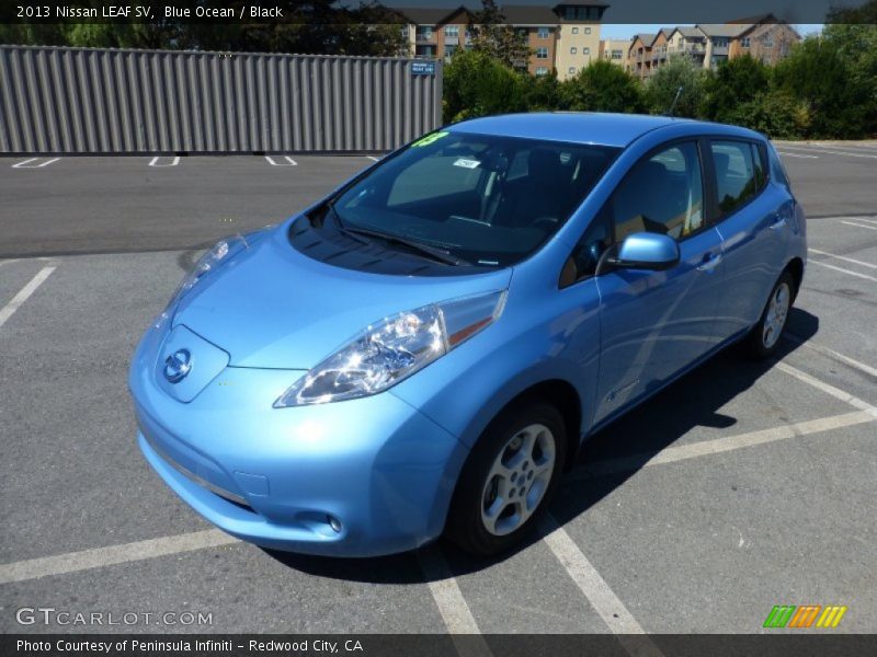 Blue Ocean / Black 2013 Nissan LEAF SV