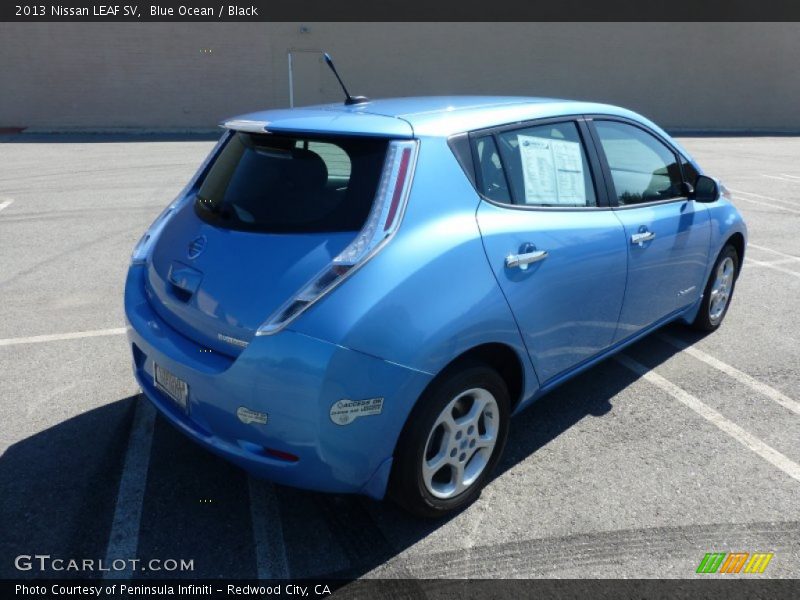 Blue Ocean / Black 2013 Nissan LEAF SV