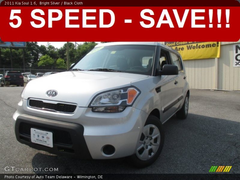Bright Silver / Black Cloth 2011 Kia Soul 1.6
