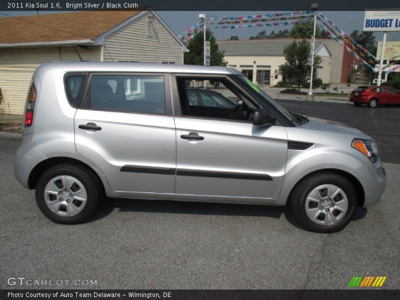 Bright Silver / Black Cloth 2011 Kia Soul 1.6