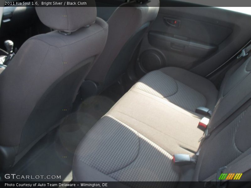 Bright Silver / Black Cloth 2011 Kia Soul 1.6