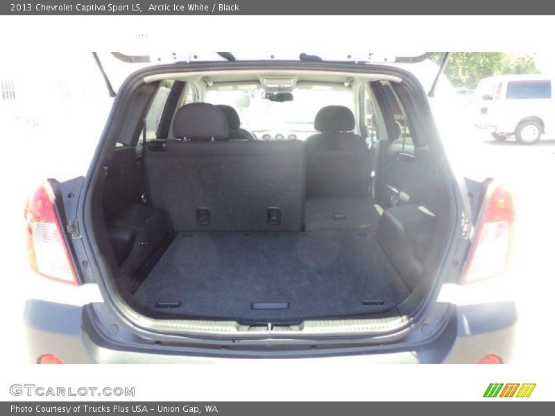 Arctic Ice White / Black 2013 Chevrolet Captiva Sport LS