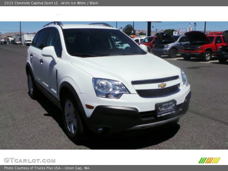 Arctic Ice White / Black 2013 Chevrolet Captiva Sport LS