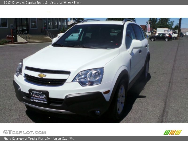 Arctic Ice White / Black 2013 Chevrolet Captiva Sport LS