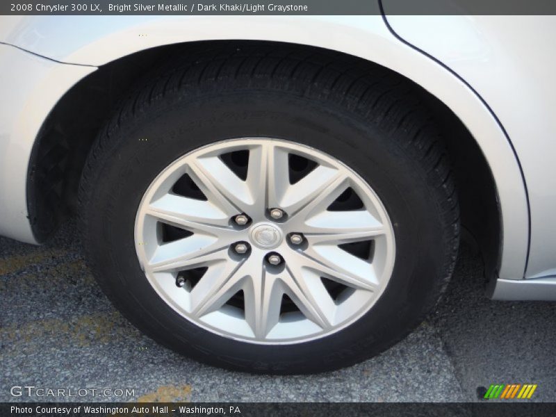 Bright Silver Metallic / Dark Khaki/Light Graystone 2008 Chrysler 300 LX