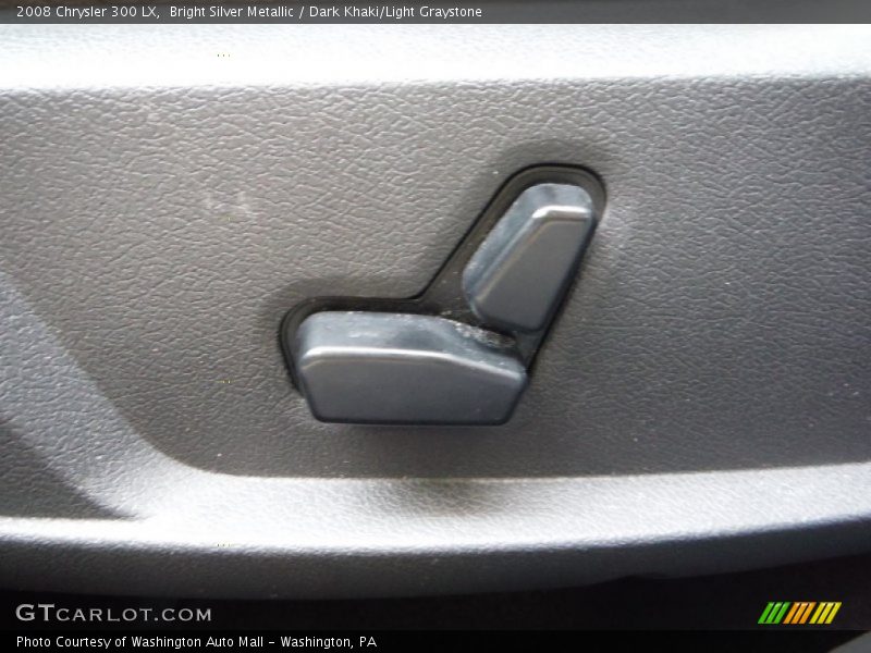 Bright Silver Metallic / Dark Khaki/Light Graystone 2008 Chrysler 300 LX