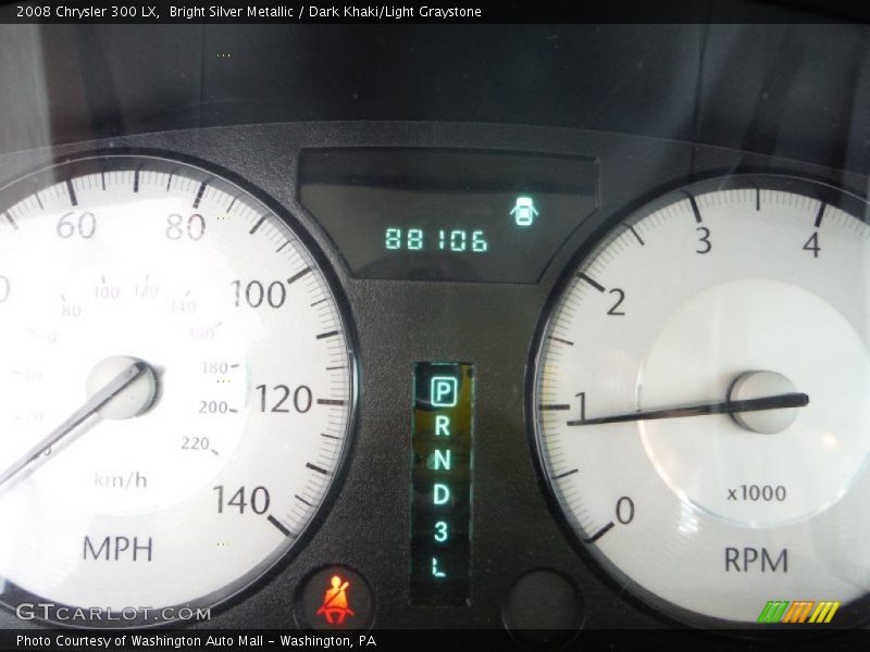 Bright Silver Metallic / Dark Khaki/Light Graystone 2008 Chrysler 300 LX
