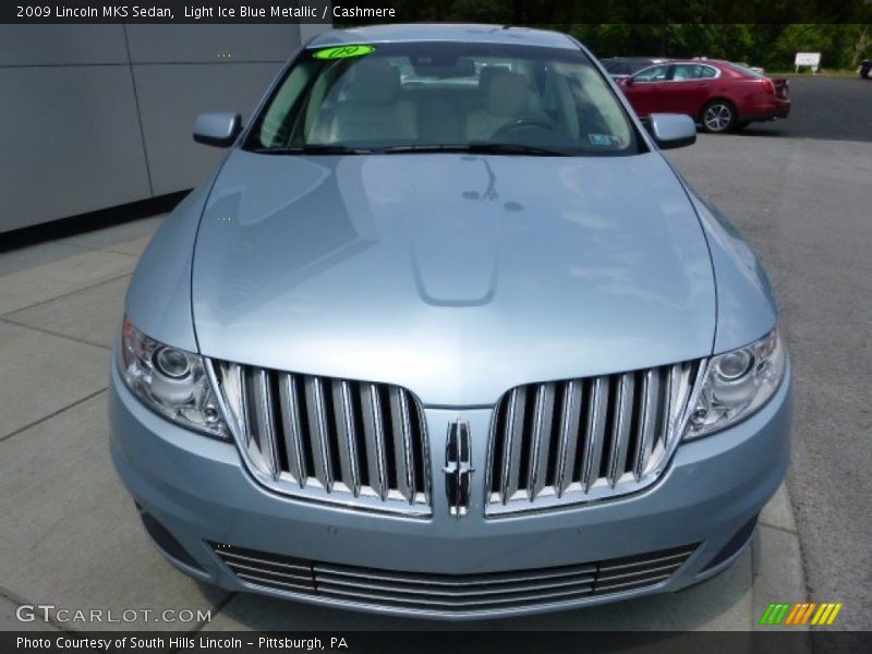 Light Ice Blue Metallic / Cashmere 2009 Lincoln MKS Sedan