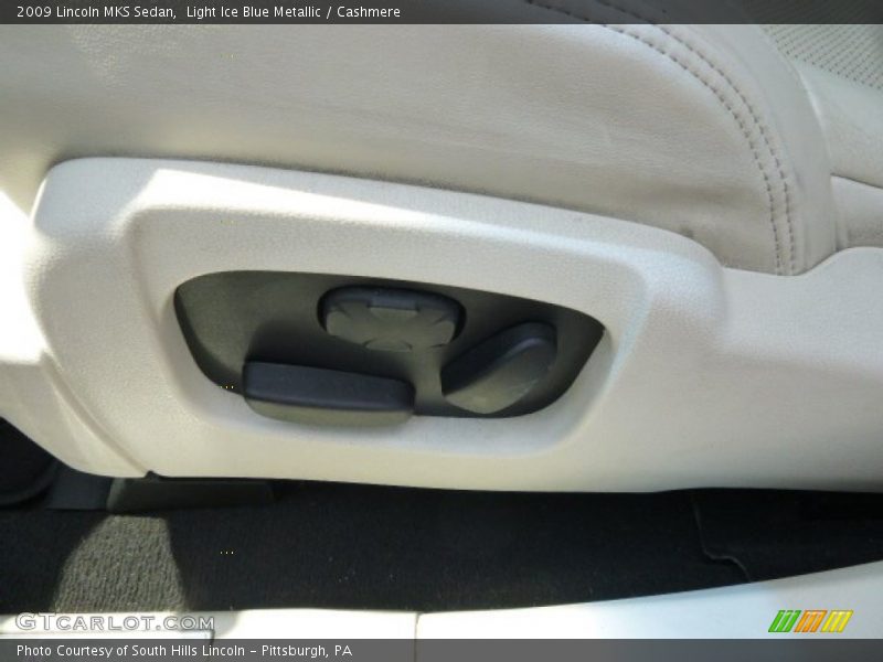 Light Ice Blue Metallic / Cashmere 2009 Lincoln MKS Sedan