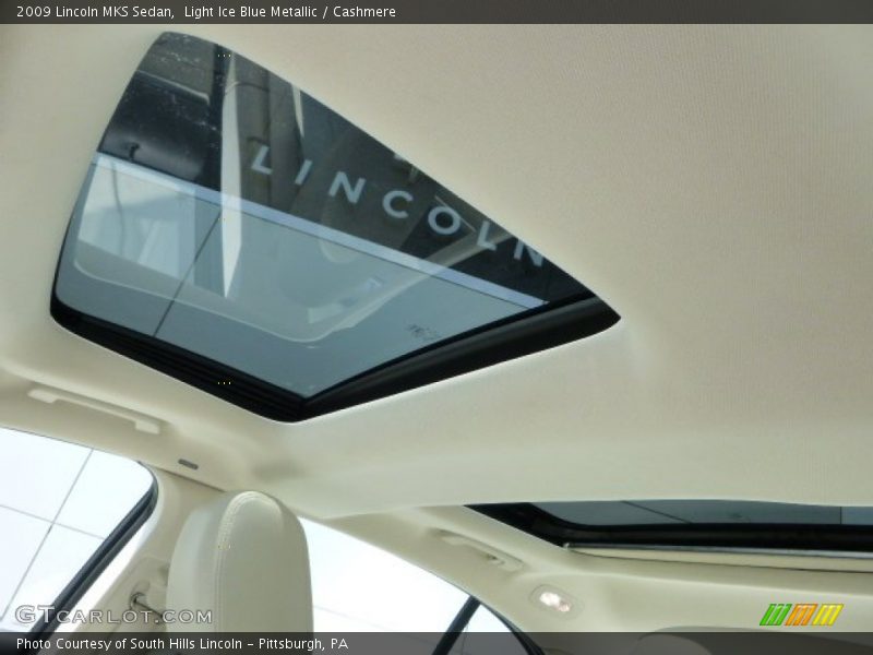 Light Ice Blue Metallic / Cashmere 2009 Lincoln MKS Sedan