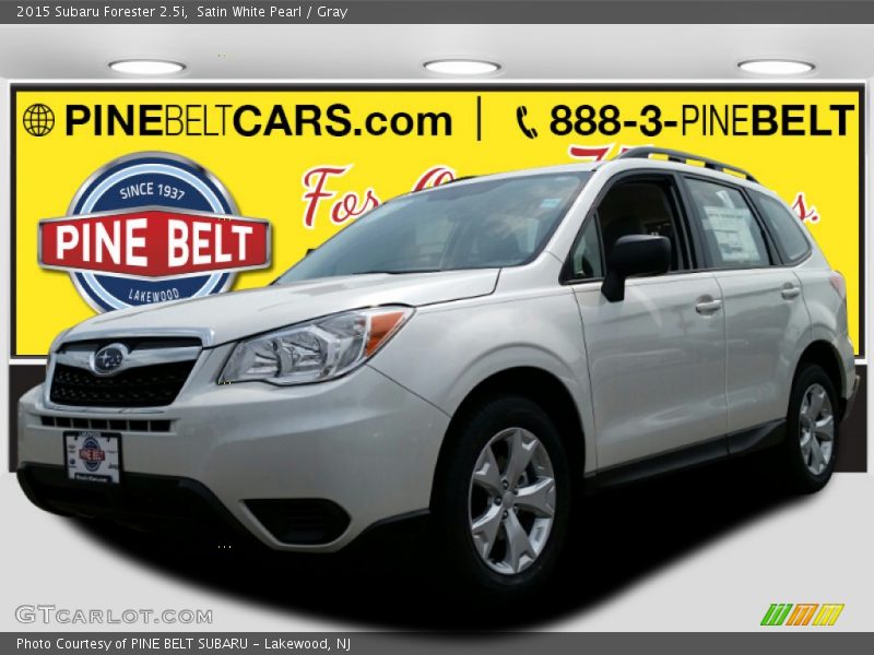 Satin White Pearl / Gray 2015 Subaru Forester 2.5i