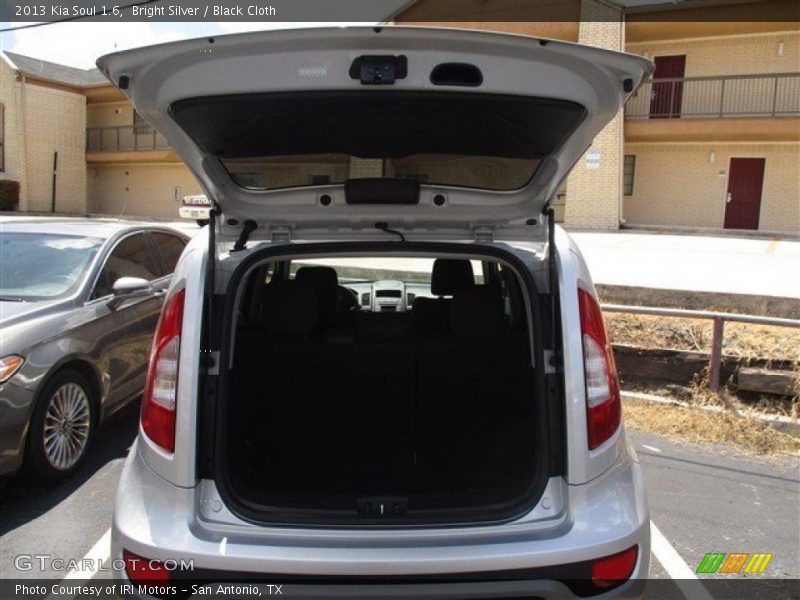 Bright Silver / Black Cloth 2013 Kia Soul 1.6
