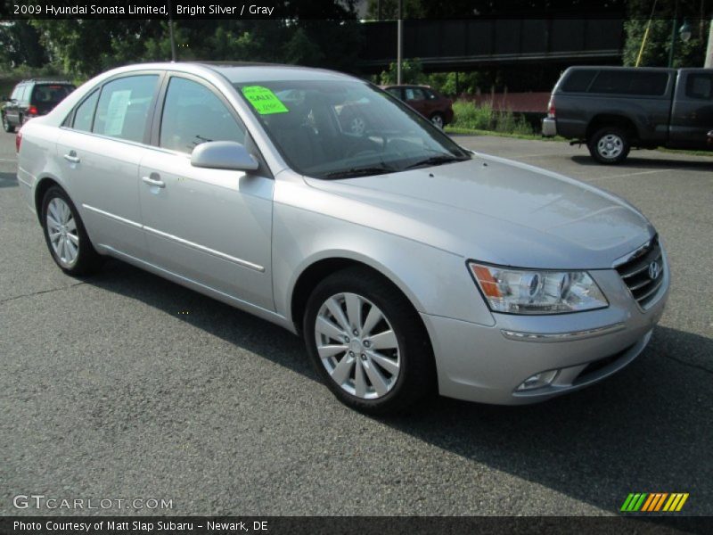 Bright Silver / Gray 2009 Hyundai Sonata Limited