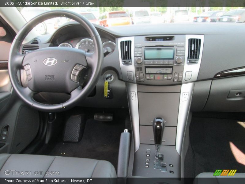 Bright Silver / Gray 2009 Hyundai Sonata Limited
