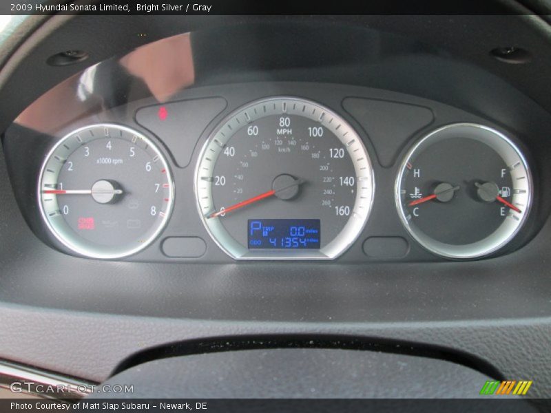 Bright Silver / Gray 2009 Hyundai Sonata Limited