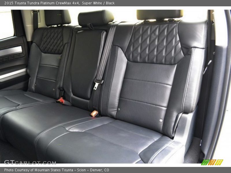 Super White / Black 2015 Toyota Tundra Platinum CrewMax 4x4