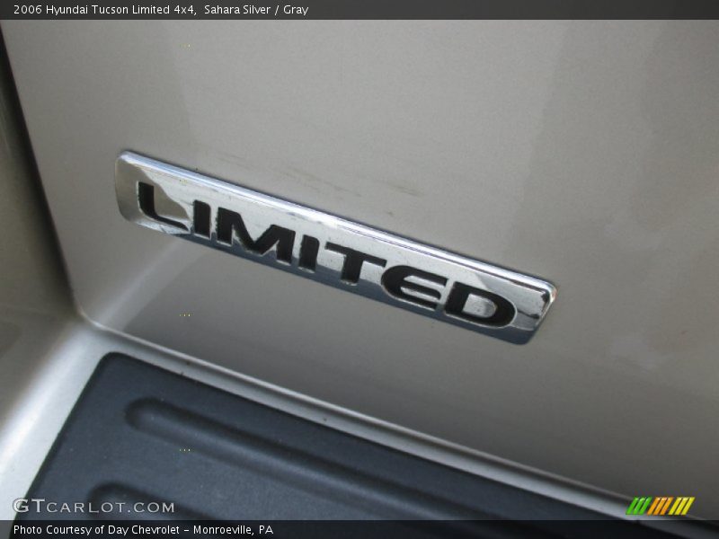 Sahara Silver / Gray 2006 Hyundai Tucson Limited 4x4