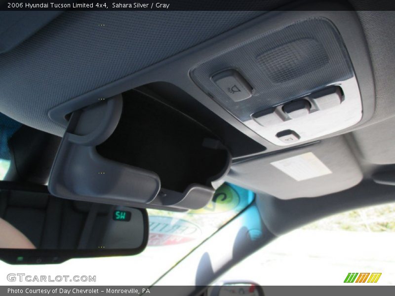 Sahara Silver / Gray 2006 Hyundai Tucson Limited 4x4