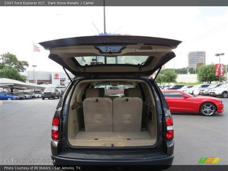 Dark Stone Metallic / Camel 2007 Ford Explorer XLT