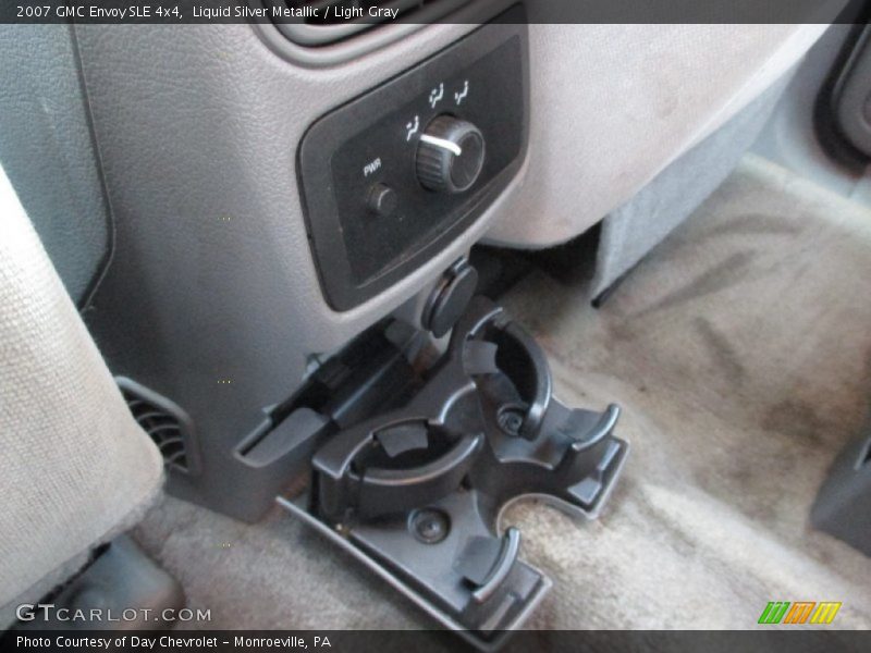 Liquid Silver Metallic / Light Gray 2007 GMC Envoy SLE 4x4