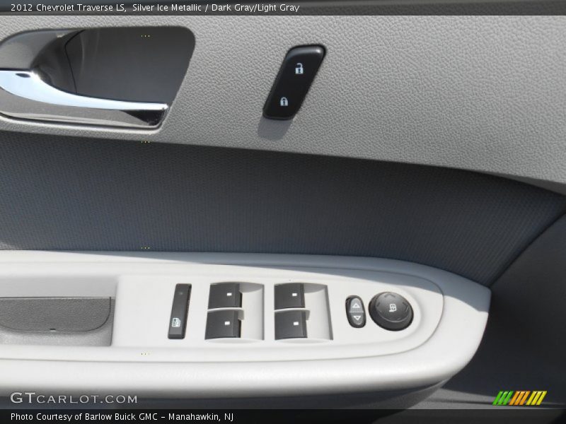 Silver Ice Metallic / Dark Gray/Light Gray 2012 Chevrolet Traverse LS