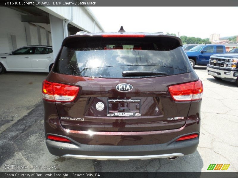 Dark Cherry / Satin Black 2016 Kia Sorento EX AWD