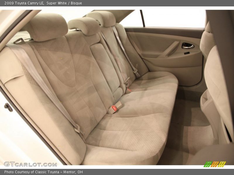 Super White / Bisque 2009 Toyota Camry LE